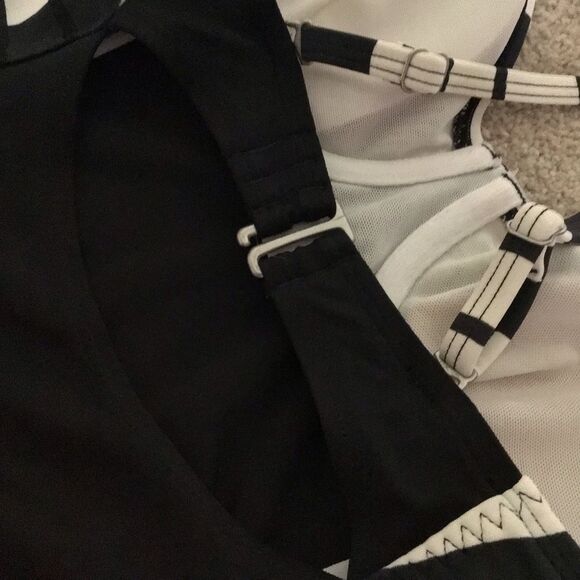 Athleta Lanikai Tankini TOP (ONLY ) BLACK SIZE 32 B/C Tall - Picture 6 of 7